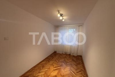 Apartament 3 camere 54mpu etaj 1 balcon zona Centrala Sibiu - 18