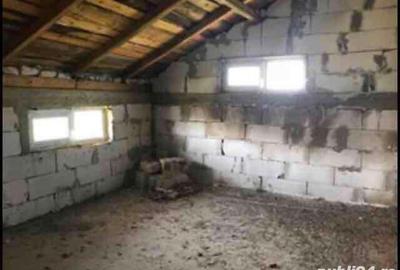 Casă cu 6 camere cu Teren 1300 Mp în Rediu - 2
