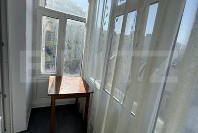 Apartament cu 2 camere, 49 mp, central, Bulevardul Decebal - 11