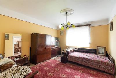 RECO . Casa batraneasca in Nufarul . - 8