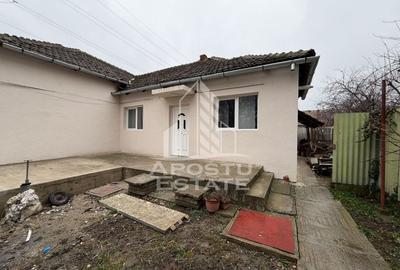 Casa cu 2 camere,centrala proprie, garaj,teren 350 mp ,zona Blascovici - 9