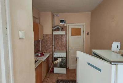 Ultracentral , Zona Mall Mercur , apartament 3 camere - 6