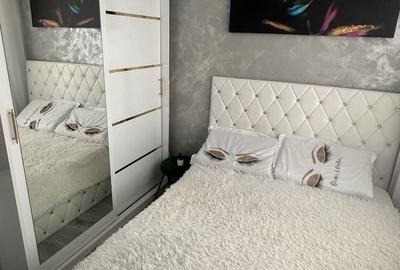 Apartament cu 2 camere decomandat în Micro 19