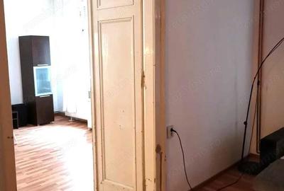 2 cam 2 bai 2 balcoane centrala proprie Cladire Istorica Piata Victoriei - 2