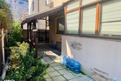 Apartament cu 3 camere decomandat în Central - 1