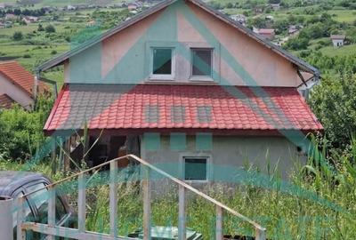 Teren cu casa, de vanzare, zona Valea Fanatelor!