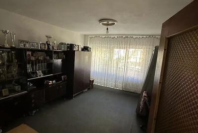 Garsonieră decomandată în Rahova