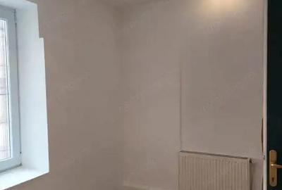 Spațiu comercial, în Central - 1