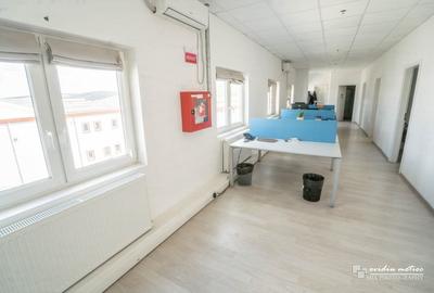 Spațiu industrial, de 3,610 mp, în Aeroport - 11