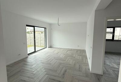 Casă cu 4 camere cu Teren 400 Mp în Clinceni - 6