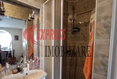 Apartament cu 3 camere semidecomandat în Titan - 2
