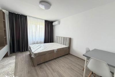 Garsonieră în Titan - 3