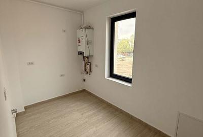 Spațiu comercial, de 45 mp, în Petrești - 2