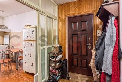 Etaj Intermediar - Decomandat - 2 balcoane - Zona Iulius Mall - 8