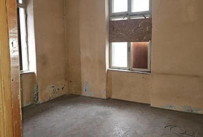 Casă cu Teren 125 Mp în Universitate - 2