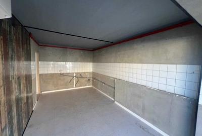 Spațiu comercial, de 30 mp, în Craiovița Nouă - 2