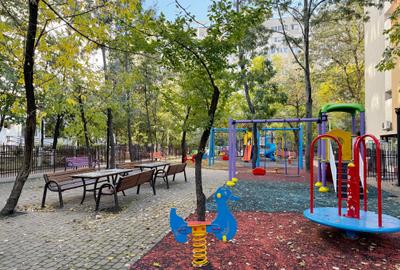 Titan Baba Novac Parc IOR, 6 minute Mall Park Lake si 8 minute metrou Dristor - 6