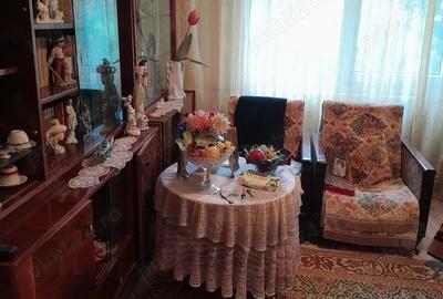 Apartament cu 2 camere ,Zona Poarta 6 - 1