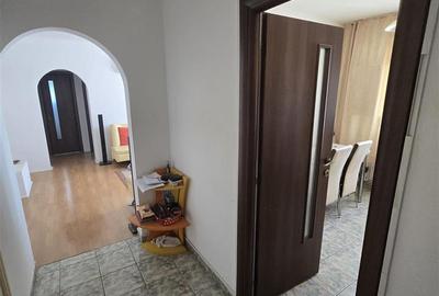 Apartament cu 3 camere decomandat în Mircea cel Bătrân - 4