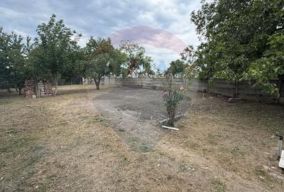 Teren Construcții intravilan de 598 mp, în Bahne - 2