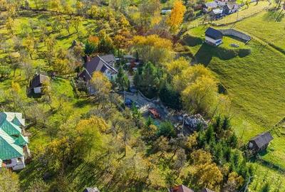 Casă cu 10 camere cu Teren 7600 Mp în Rucăr - 2