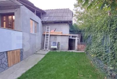 Casă cu 3 camere cu Teren 530 Mp în Central