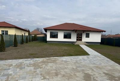 Casă cu 3 camere în Central - 7