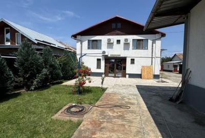 Casă individuală cu 4 camere cu Canalizare în B-dul București - 17