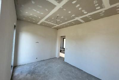 Casa noua, semifinisata -  aproape de oras! - 17