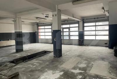 Spațiu comercial, de 382 mp, în Spitalul Județean - 10