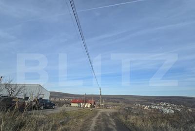 Teren de 6300 mp, în Iris