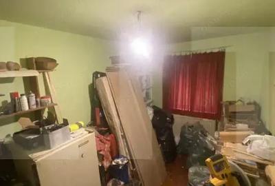 Apartament cu 4 camere semidecomandat în Simeria - 4