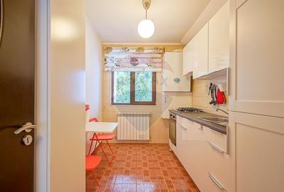 Apartament cu 5 camere decomandat, mobilat în Zamora - 17