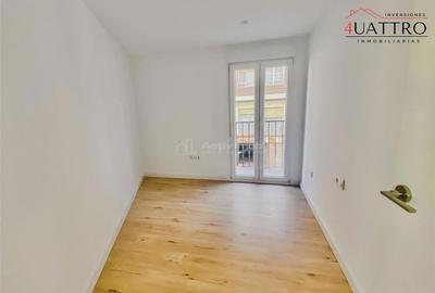 Apartament cu 4 camere decomandat în Central - 19