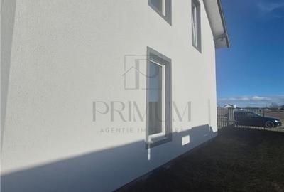 Duplex cu 3 camere cu Canalizare în Moșnița Nouă - 3