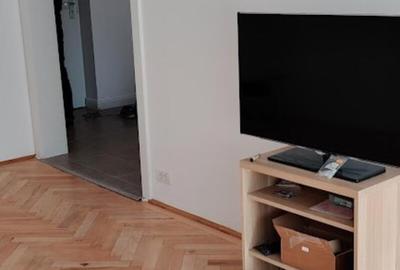 Apartament cu 3 camere decomandat, mobilat în Unirii - 1