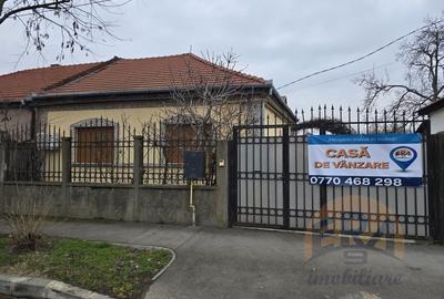 Casă individuală cu 7 camere cu Canalizare în Central - 20
