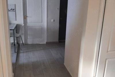 Apartament cu 3 camere decomandat în Hunedoara - 10