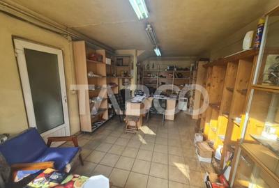 Spatiu comercial de vanzare pe drumul Petrestiului - 28
