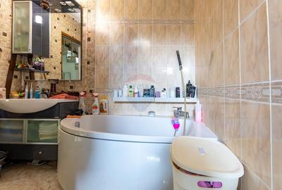 Apartament cu 3 camere decomandat în Alecu Russo - 14