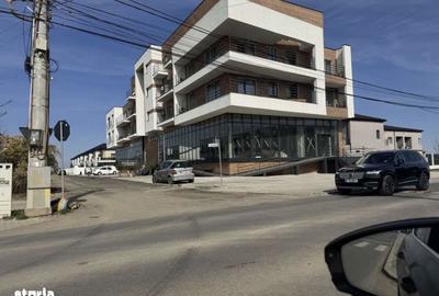 Spațiu comercial, în Central - 3