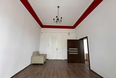Spațiu comercial, de 120 mp, în Decebal - 6