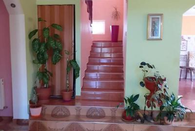 Casă cu 5 camere în Central - 4