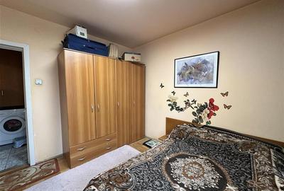 Apartament 2 camere de vânzare - zona Democratiei - 4