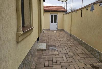 Casă cu 2 camere în Central - 4