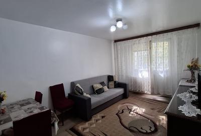 Apartament cu 2 camere decomandat, mobilat în Brâncoveanu