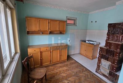 Casă cu 8 camere cu Teren 441 Mp în Central - 9