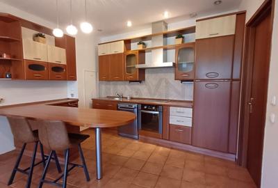 REA1024190 Apartament 4 camere de inchiriat Batisei - 3