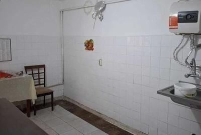 Spațiu comercial, de 59 mp, în Central - 4