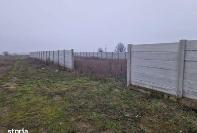 Teren de 918 mp, în Șimnicu de Sus - 2